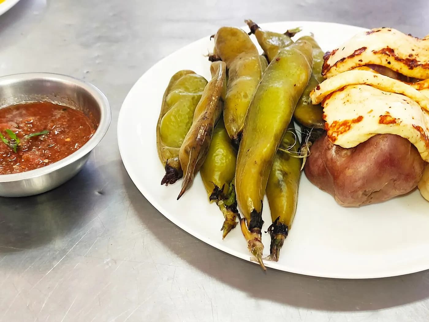 Plato paceño